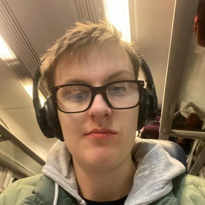 thomasbedbrook1's profile picture. Autistic, Petrol head, Top Gear/Grand Tour fan, Poet, Loves Red Bull Racing and Verstappen too, 22 years old