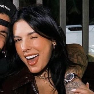 youaremylifemem's profile picture. A metamorfose é irreversível, depois que voa,a borboleta jamais volta a rastejar. 🦋 💙