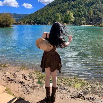 MaraEstqaz's profile picture. 人に誠実に接し、真剣に生きなさい。
私はランニング、旅行、お茶を飲むこと、ヨガをするのが大好きです。
 日本語を勉強しています。☺☺