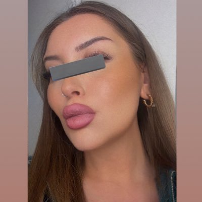 user___933's profile picture. 