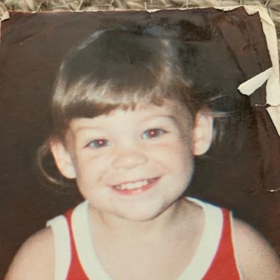 surethingbill88's profile picture. “Yes I’m haunted, but I’m feeling just fine” 💚 || Dog Mom|| Swiftie|| Book Obsessed || Isaiah 41:10✝️