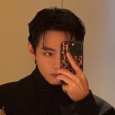 ksjtattoo's profile picture. seoul by rm