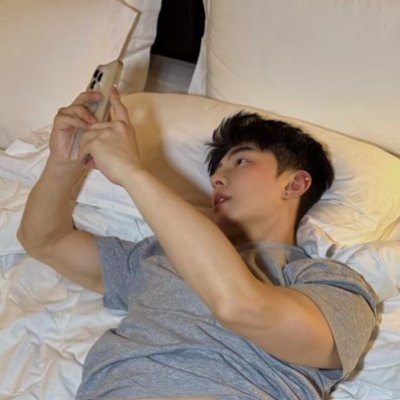 dayumeungrrr's profile picture. The Art of Intelligent Deception