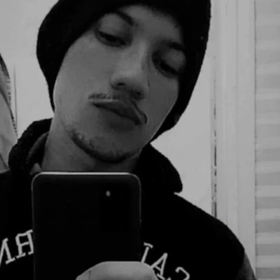 henrique_sv99's profile picture. 26 anos 
🆂🅿🅵🅲 🇾🇪