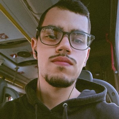 lucsmrtns's profile picture. 