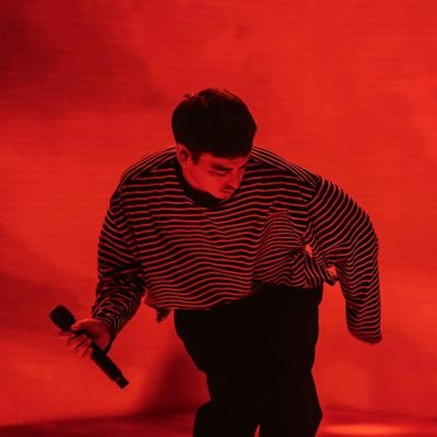 hypereallisss__'s profile picture. agnostic/atheist ⚛️