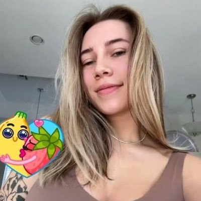 Hannah11971521's profile picture. 