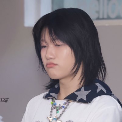 vbsrui's profile picture. ᯓ★ˎˊ˗ " why can't i just stop ? " 🐯 ⋮⋮ semi IA // ₊˚⊹ ᰔ 12/24/24 🎈🪐⋆˙⟡ #P1ECE :: look at my EXT byf