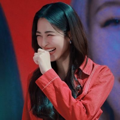 SuTa12185's profile picture. 