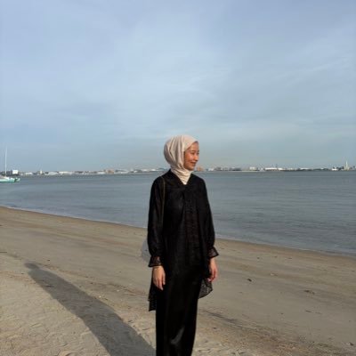 balqisssssssss_'s profile picture. means