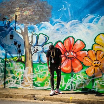 TVNE_05's profile picture. rip dad. 🖤 🇧🇧