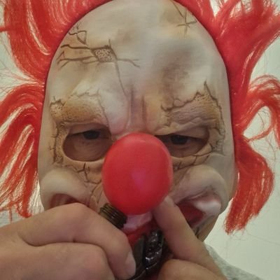 Greedypopperpig's profile picture. She who controls the poppers controls the piggy. 
#intox #poppers

Add me on Snapchat! Username: detro_1234