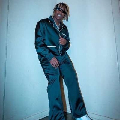 llMJBll's profile picture. Psalm 56:3 “when I am afraid I put my trust in you”✝️