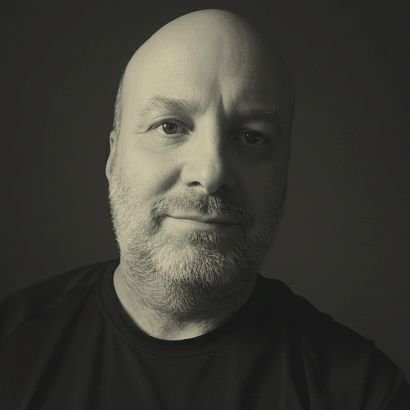 efiMente's profile picture. Amante de la tecnología y filosofía. Docente de Informática. Pensar es dudar de todo