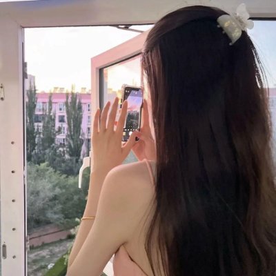 xgnhfqkbta's profile picture. Awaken the body with yoga, warm the soul with food, measure life with cycling.