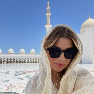 Magician_Helena's profile picture. | Believer in mercy, justice & prayer | Sharing reflections from the Qur’an & everyday life | 

#FaithFirst

🚫Porn 🚫BOT