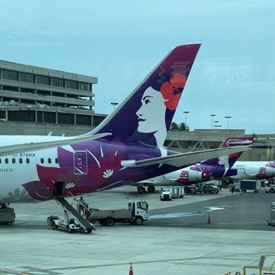 ProHorizon1's profile picture. Car guy 🚗 
Gamer 🎮 
Aviation Enthusiast 🛫 

HNL 🌺 - LAS 🎰