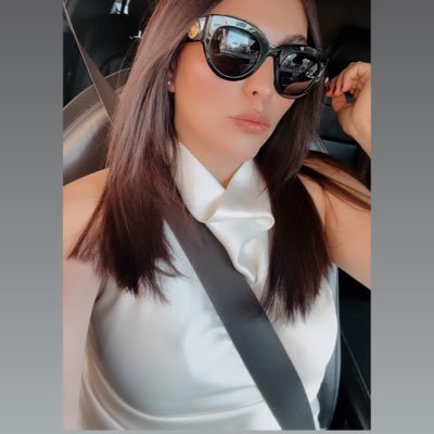 Inmesurable_'s profile picture. Nacida para adorar. 🙌🏻 🎻🎤 | Escogida| Amada| Transformada| Phil4•13| Music| 70 veces 7| Poems| Selah| Maranata| Unashamed of my faith in Jesus.