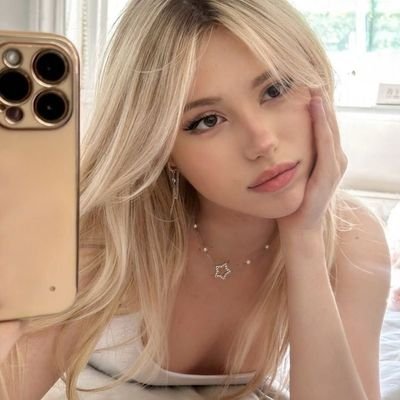 1cgqK6k5xoo3l's profile picture. 🇩🇪20 Jahr | Ungezogene Studentinnen Findom