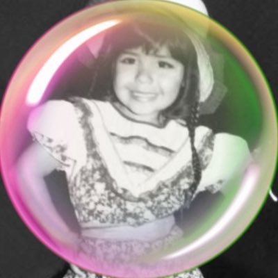 stephannink's profile picture. provavelmente a única tatuadora tuitera e completamente churupita das ideias 💛there's nothing I could say to ease the pain! TWITTER ME DEU BAN GENTE!!!