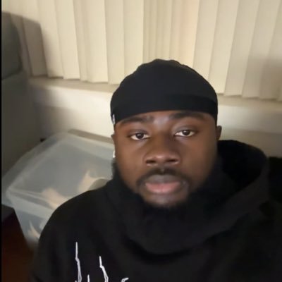 MOB_2527's profile picture. +233