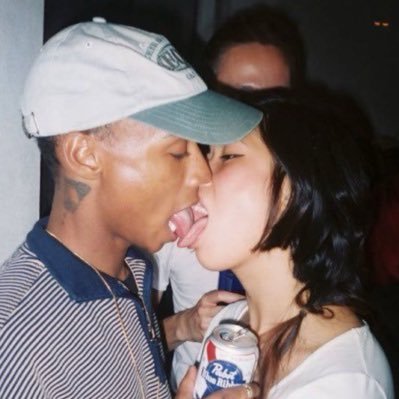 tu28tuu's profile picture. … 🔞