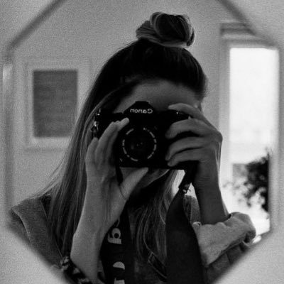 afictionaldaze's profile picture. lost in the labyrinth of my mind