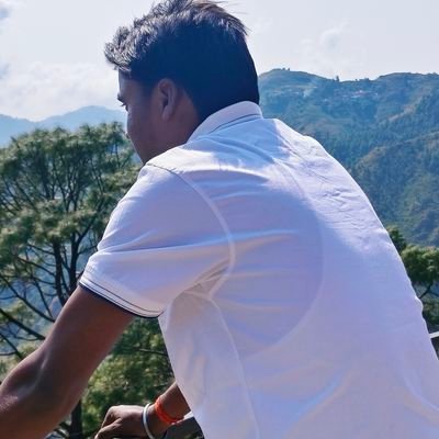 im_av_sanatani's profile picture. Activist ! Socilist ! Writer! Bhartiye Hindu🚩                शब्द मुफ्त में मिलते हैं,आप जैसा उपयोग करेंगे वैसी कीमत चुकानी पड़ेगी।
जय श्री राम।।🙏🚩