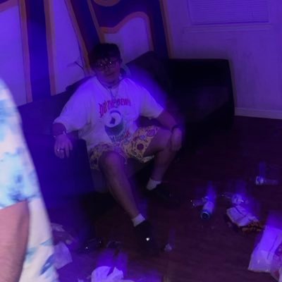 Moh4wk's profile picture. the once and future king