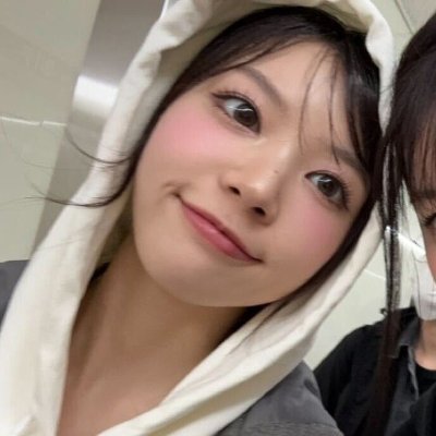 zheyiblunt's profile picture. timely #范哲逸 & #顏秋越 glaze