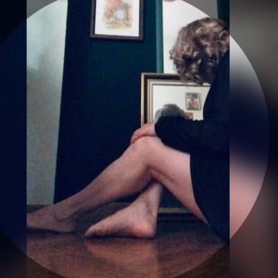 emmaiono's profile picture. sola ..insostituibile e di me stessa signora