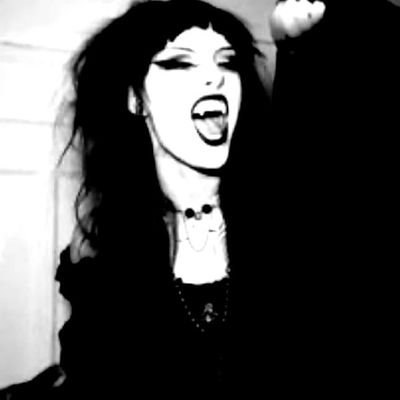 byartjm's profile picture. nanana⋆.ೃ࿔*nanano