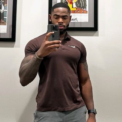 realtyreseca's profile picture. ᴸᵃᵗᵉˡʸ, ᵗʰᵉ ˢⁱˡᵉⁿᶜᵉ ᶠᵉᵉˡˢ ˡᵒᵘᵈᵉʳ. ᴵ ʲᵘˢᵗ ᵐⁱˢˢ ʰᵃᵛⁱⁿᵍ ˢᵒᵐᵉᵒⁿᵉ ˢᵖᵉᶜⁱᵃˡ ᵗᵒ ᵗᵃˡᵏ ᵗᵒ, ˢᵒᵐᵉᵒⁿᵉ ʷʰᵒˢᵉ ᵛᵒⁱᶜᵉ ᴵ’ᵈ ˡᵒᵒᵏ ᶠᵒʳʷᵃʳᵈ ᵗᵒ ʰᵉᵃʳⁱⁿᵍ ᵉᵛᵉʳʸᵈᵃʸ.