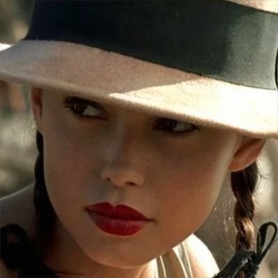 petitboheme's profile picture. Cheveux longs 👒
Jazz- Lover🎷

Animal-Lover🐱🦊
Voyage-Lover✈

(Loin de la faschosphère)

🍉🎬