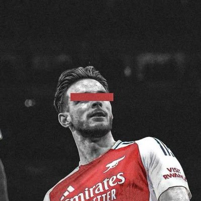 1_jaszper's profile picture. Not trying to fit in | tweets contains a little bit of stardust