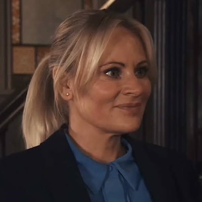 _klivvyx's profile picture. 25 — wlw, love all things soap ❤️‍🔥🫀 “i’m all yours”