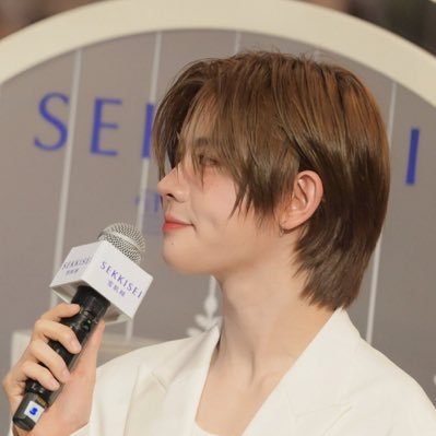 Little_7birds's profile picture. 