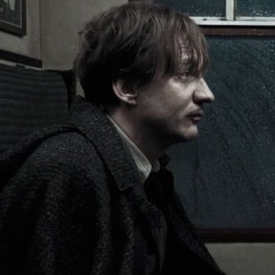 StormAndPoetry's profile picture. Written by Albert Camus and Arthur Rimbaud | @owolyy 🤍