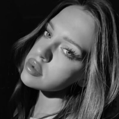 Mira_Storm225's profile picture. dms are a safe space 😇 (jk)