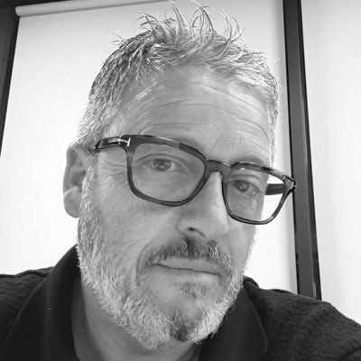 rafeta695's profile picture. 