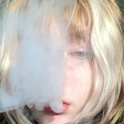 _rinrinche_'s profile picture. фікрайтарка, якая крыху малюе | фд: khr, kpop (gg), bsd | локіянства | @giftiger_Nebel - big гамон 💜 @microhvylyova - мая 🥰 @_xxx_mo_xx - зорка ✨