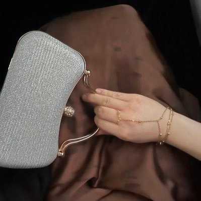 c_mrrrrr's profile picture. scientist