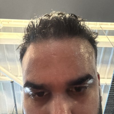 Shmil3Yy's profile picture. Gym addict, Food Experimenter, Awesome Sleeper, Insane Driver & Crazy gamer.