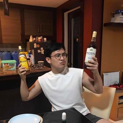 vankrlo's profile picture. RMT, MD🩺