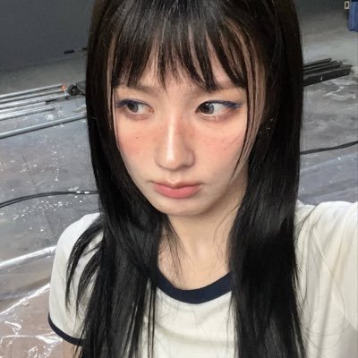 qejizy's profile picture. |160425| saw chase atlantic |160825| saw taco hemingway