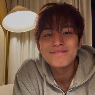 vtierds's profile picture. not for the faint-hearted ୨୧