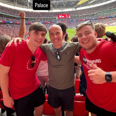 18Lewisknight's profile picture. LFC