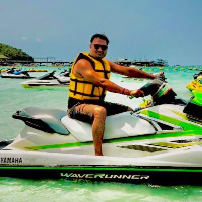 raazty's profile picture. || FARMER || Hindutva Ideologue || यदा यदा ही धर्मस्य ग्लानिर्भवति भारत अभ्युत्थानम अधर्मस्य तदात्मानं सृजाम्यहम.!