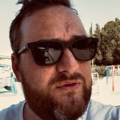 iammarkross's profile picture. 