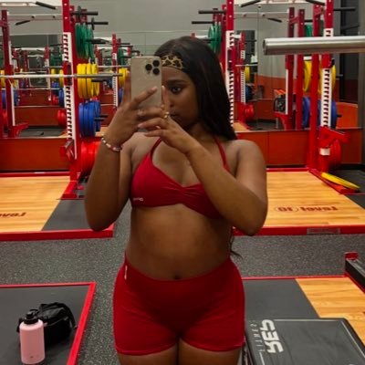 COLLDDBIHH's profile picture. 24 💕 July 19 ♋️ Arkansas born and still livin Conway add me on snap:badddestbiihh